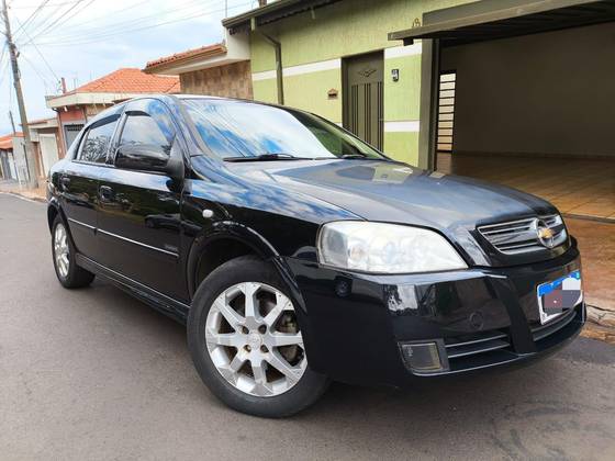 CHEVROLET ASTRA 2.0 MPFI ADVANTAGE 8V FLEX 4P MANUAL CHEVROLET ASTRA 2.0 MPFI ADVANTAGE 8V FLEX 4P MANUAL